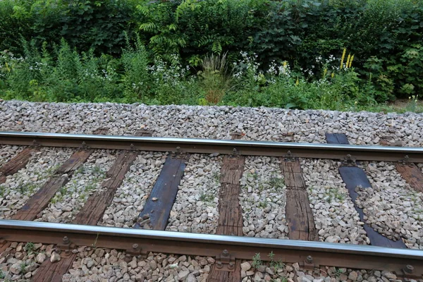 Eisenbahnstrecke Straße Mit Führungsschiene Und Schwellen — Stockfoto