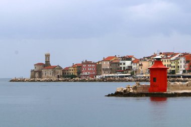 Büyük su depoları sahil seyir donanımları bir deniz feneri olduğunu 