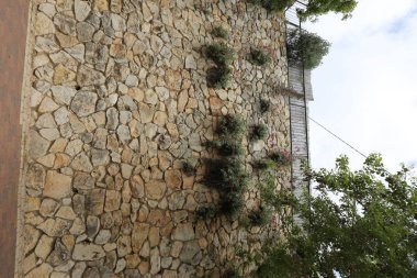 taş ve beton eski bir kale duvarına ortress 