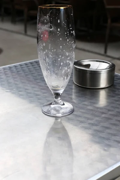 Dans Verre Sur Table Dans Restaurant Est Une Bière Fraîche — Photo