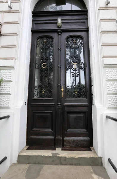 Door Opening Wall Entering Leaving Room — Stock Photo, Image