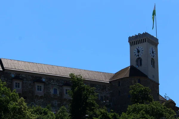 Dach Mit Keramikziegeln Gedeckt — Stockfoto