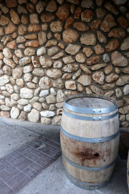 Varil bir yerden diğerine alınmasını silindirik bir gemisi 