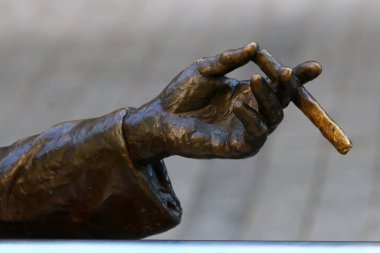 Sigara izmaritleri ve Tütün ash, İçilmeyen işleminin sık bir öznitelik için bir gemi tablam. 