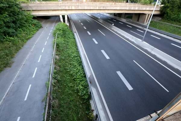 Strada Della Comunicazione Persone Trasporti — Foto Stock