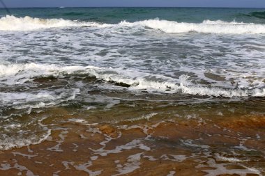 İsrail 'in kuzeyindeki Akdeniz kıyısında. 