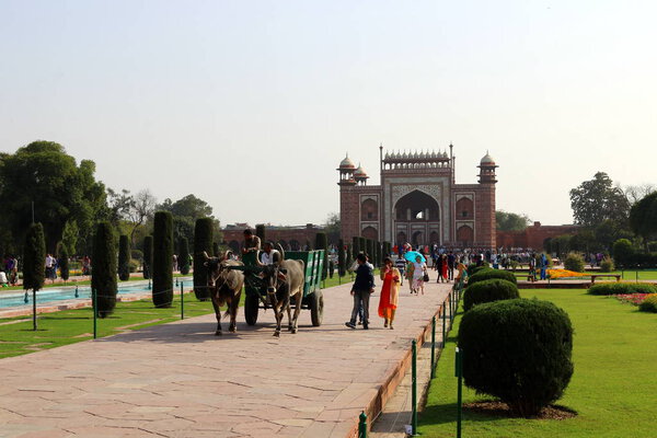Городская фотография и люди на улицах Индии
 