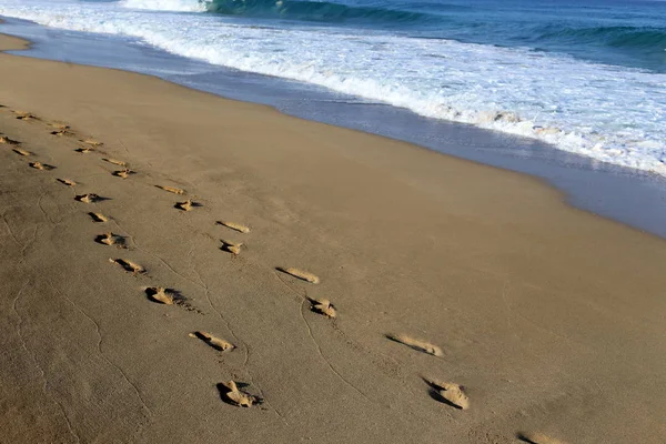 Fußabdrücke Sand Ufer Des Mittelmeeres Nordisrael — Stockfoto