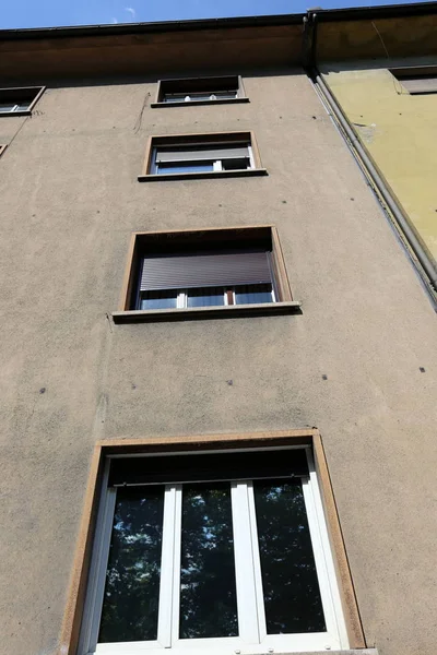 Una Ventana Una Abertura Pared Que Sirve Para Recibir Luz —  Fotos de Stock