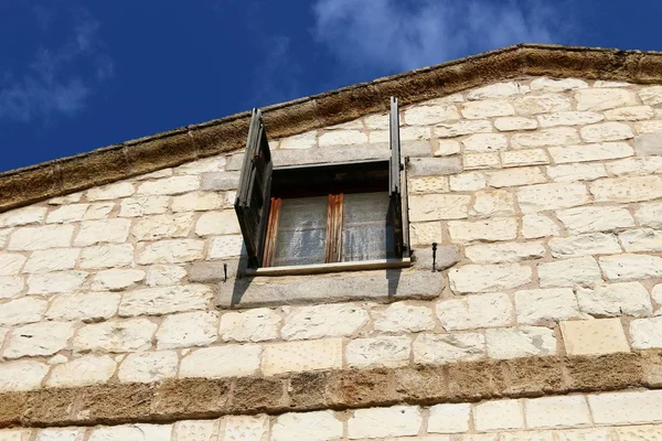 Ein Fenster Ist Eine Öffnung Der Wand Die Zur Aufnahme — Stockfoto