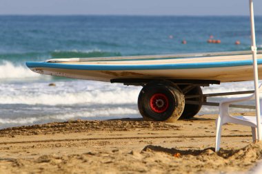 Tekerlek ürünler çeşitli mekanizmaları ve araçları taşınmasında kullanılır. 