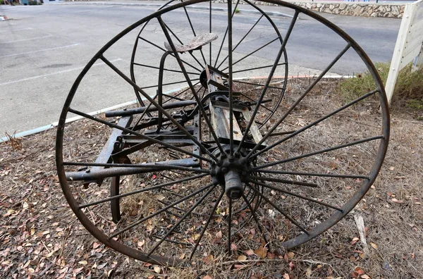 Rueda Utiliza Para Transportar Mercancías Diversos Mecanismos Herramientas — Foto de Stock