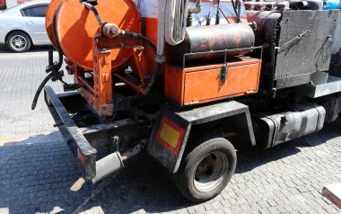 Tekerlek ürünler çeşitli mekanizmaları ve araçları taşınmasında kullanılır. 