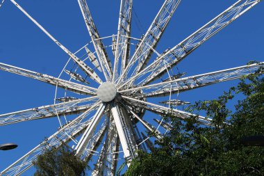 Tekerlek ürünler çeşitli mekanizmaları ve araçları taşınmasında kullanılır. 