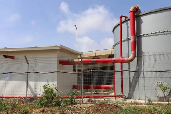 Tuyau Eau Métal Rouge Robinet Pour Eau Potable — Photo