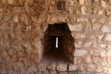 taş doku, kayalar ve eski taş binalar 