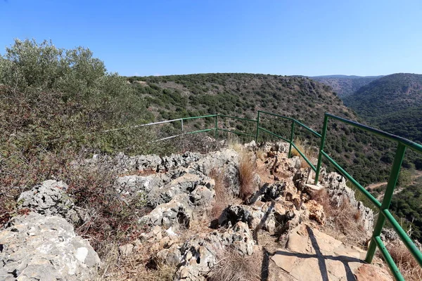 イスラエル共和国の北で 十字軍モンフォールの古代の要塞の遺跡 — ストック写真