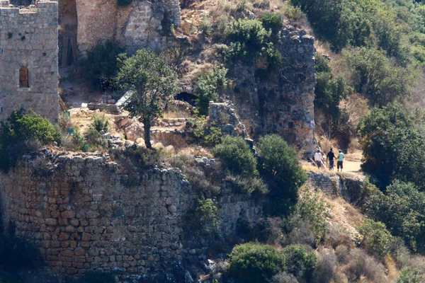 イスラエル共和国の北で 十字軍モンフォールの古代の要塞の遺跡 — ストック写真