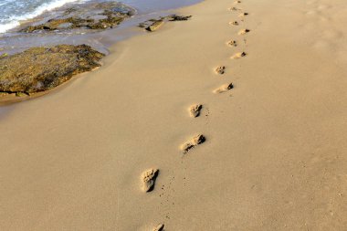 Kumdaki Kuzey İsrail ' Akdeniz'in kıyısında 