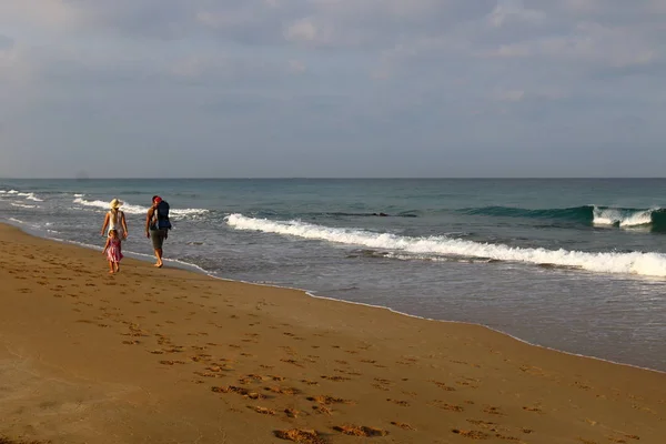 Impronte Sulla Sabbia Sulle Rive Del Mar Mediterraneo Nel Nord — Foto Stock