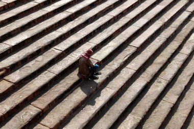 Merdiven bir bina ya da yapı unsurları olduğunu 