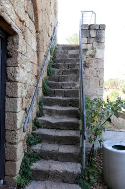 Merdiven bir bina ya da yapı unsurları olduğunu 