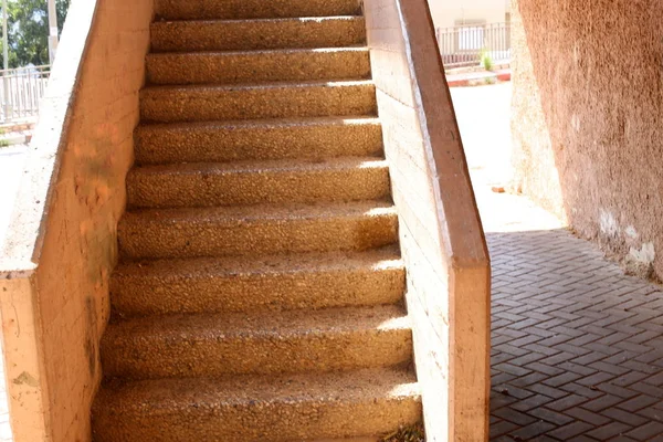 Die Treppe Ist Das Element Eines Gebäudes Oder Einer Struktur — Stockfoto