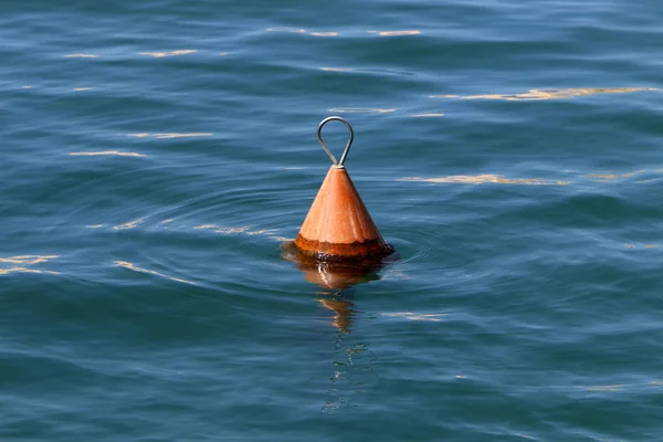 Amarre Lugar Especialmente Equipado Cerca Orilla Para Amarrar Barco Barcos — Foto de Stock