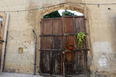 Kapı - diyafram girin ve tesislerinde çıkmak için duvardaki 