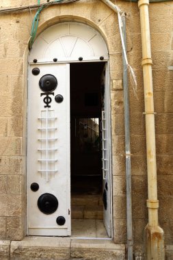 Kapı - diyafram girin ve tesislerinde çıkmak için duvardaki 