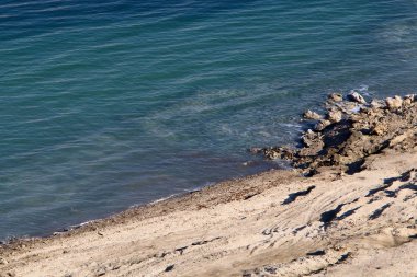 Ölülerin, Sodom deniz İsrail ve Ürdün Çölü'arasında yer alır 