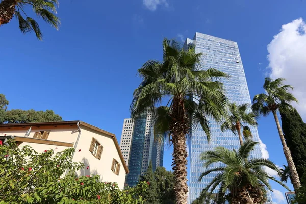 Tel Aviv İsrail Akdeniz kıyısında bir şehirdir 
