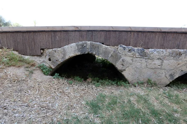 Puente Una Estructura Artificial Erigida Sobre Obstáculo —  Fotos de Stock