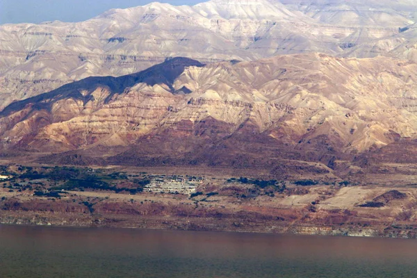 Przeciwległym Brzegu Morza Martwego Można Zobaczyć Górach Jordanii — Zdjęcie stockowe