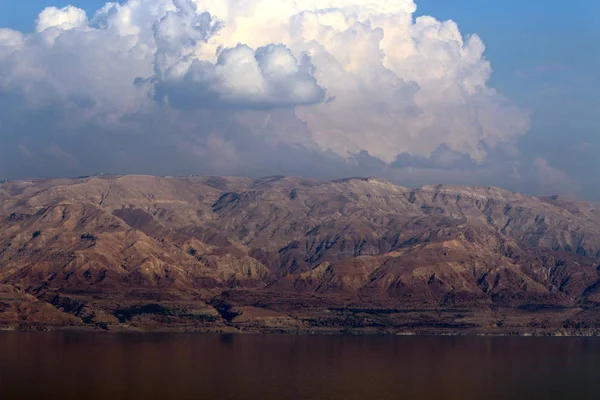 Bank Dead Sea You Can See Mountains Jordan — Stock Photo, Image