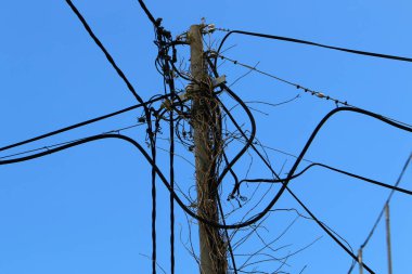 Elektrik telleri elektrik olan destek 