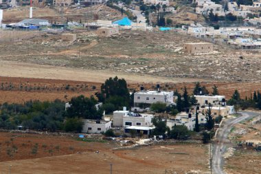 evler ve Judean desert İsrail'in güneyindeki köylerde 