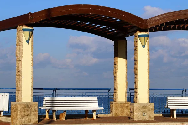 Baldacchino Proteggere Dal Caldo Sole Israeliano Sulla Spiaggia — Foto Stock