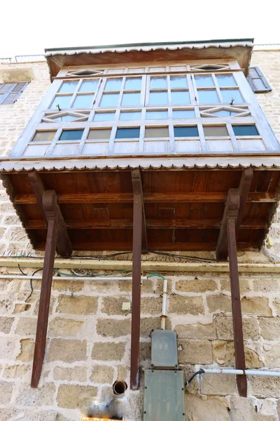 Balkon Architekturze Platforma Balustrady Wzmocnione Belki Wystające Ściany — Zdjęcie stockowe