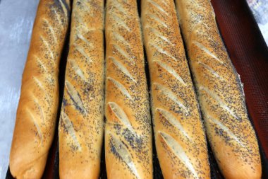 ekmek ve pastane ürünleri satan mağaza 