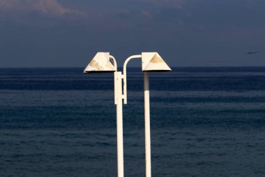 fener İsrail şehir parkında yüklü aydınlatma için 