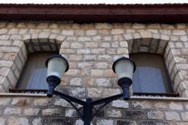 fener İsrail şehir parkında yüklü aydınlatma için 