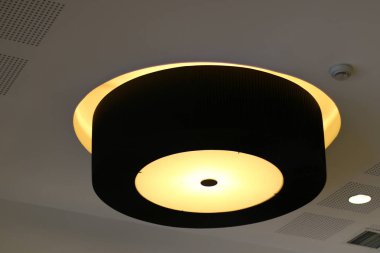 fener İsrail şehir parkında yüklü aydınlatma için 