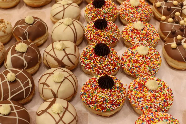 tatil ekmeği ve tatil Hanukkah için İsrail kek 