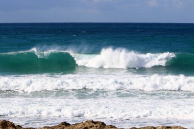 fırtına ve Akdeniz'de Kuzey İsrail rüzgarda 