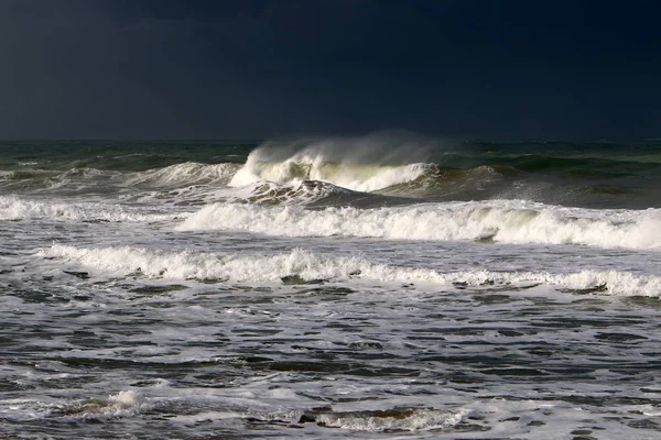 폭풍과 이스라엘에서 지중해에 — 스톡 사진