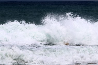 fırtına ve Akdeniz'de Kuzey İsrail rüzgarda 
