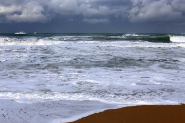 fırtına ve Akdeniz'de Kuzey İsrail rüzgarda 