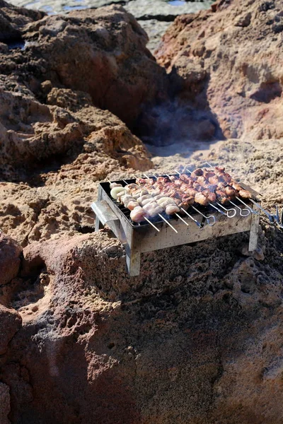 Piquenique Dia Ensolarado Inverno Nas Margens Mediterrâneo — Fotografia de Stock