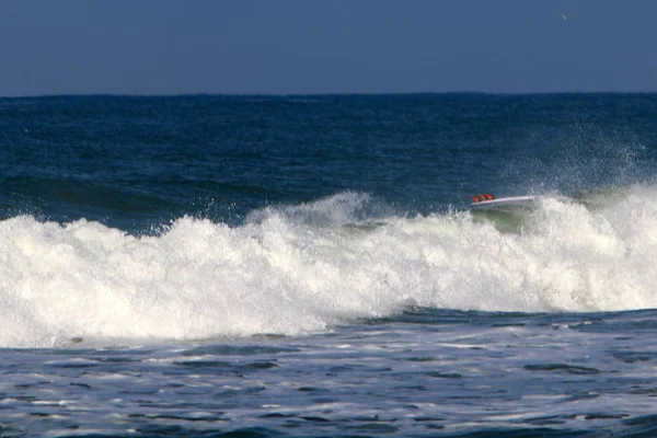 Surfen Paardrijden Golven Het Middellandse Zeegebied Speciale Lichte Boards — Stockfoto